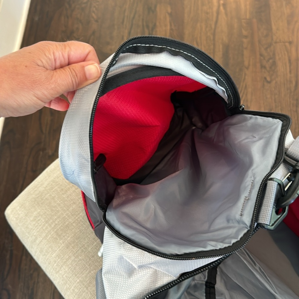 Totto Duffle Bag Used Once 23”X 11”X 12” - Picture 6 of 6